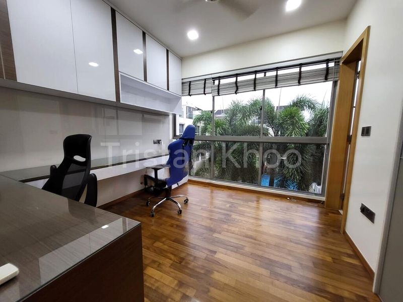 5 Bed Terraced House (Landed) for Sale in  Charlton Villas - Image 1